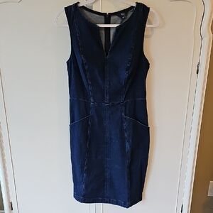 Boden Blue Denim Sleeveless V-Neck Sheath Dress With Pockets